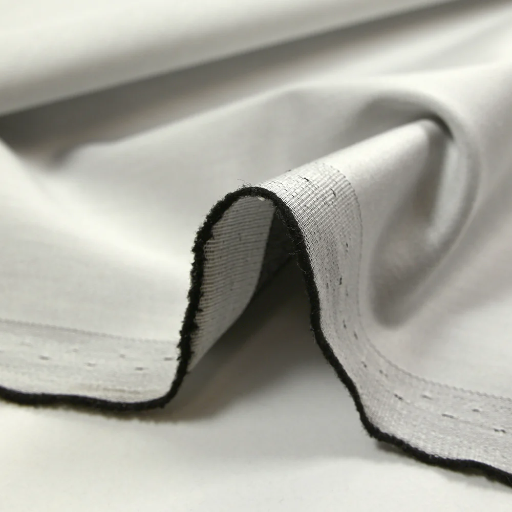 Satin de coton élasthanne gris clair - Image 4