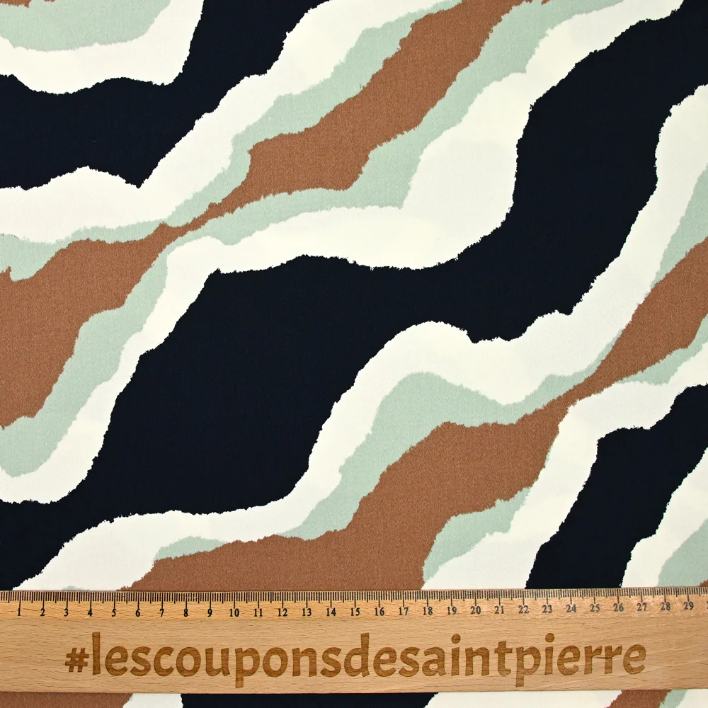 Satin de coton élasthanne passage marine - Image 3