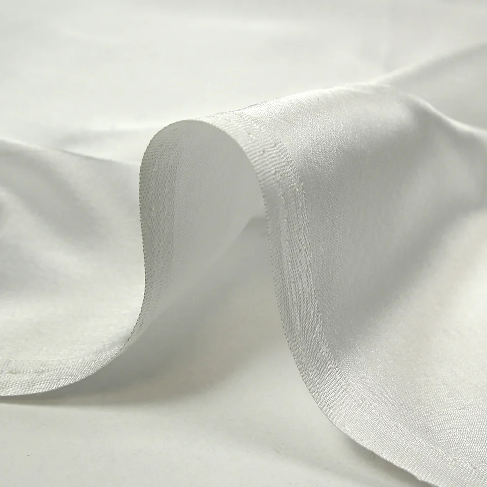 Satin de polyester Maya blanc - Image 4