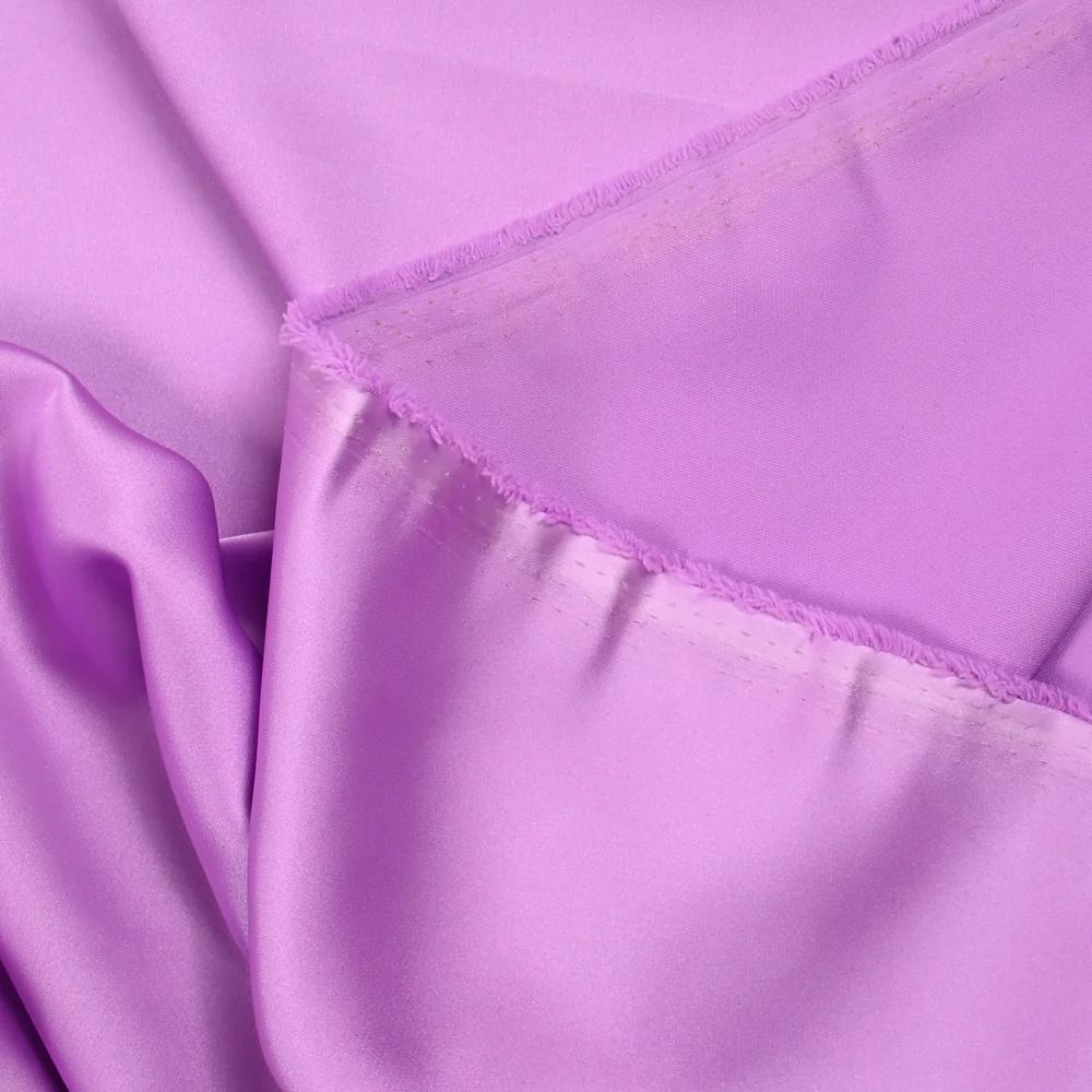 Satin duchesse polyester lilas - Image 3