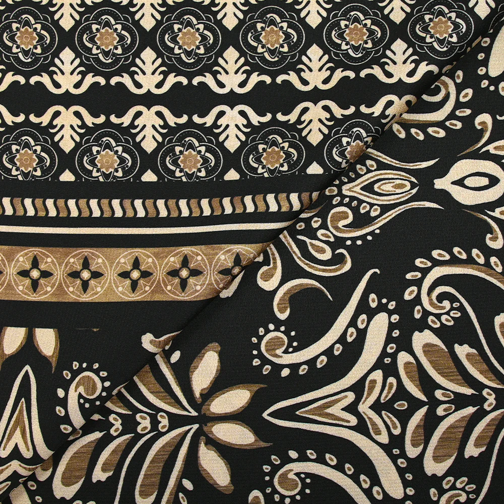 Satin polyester imprimé frise et baroque fond noir