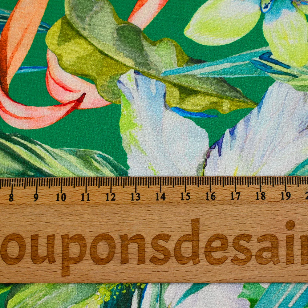 Satin polyester imprimé jardin botanique fond vert gazon - Image 3