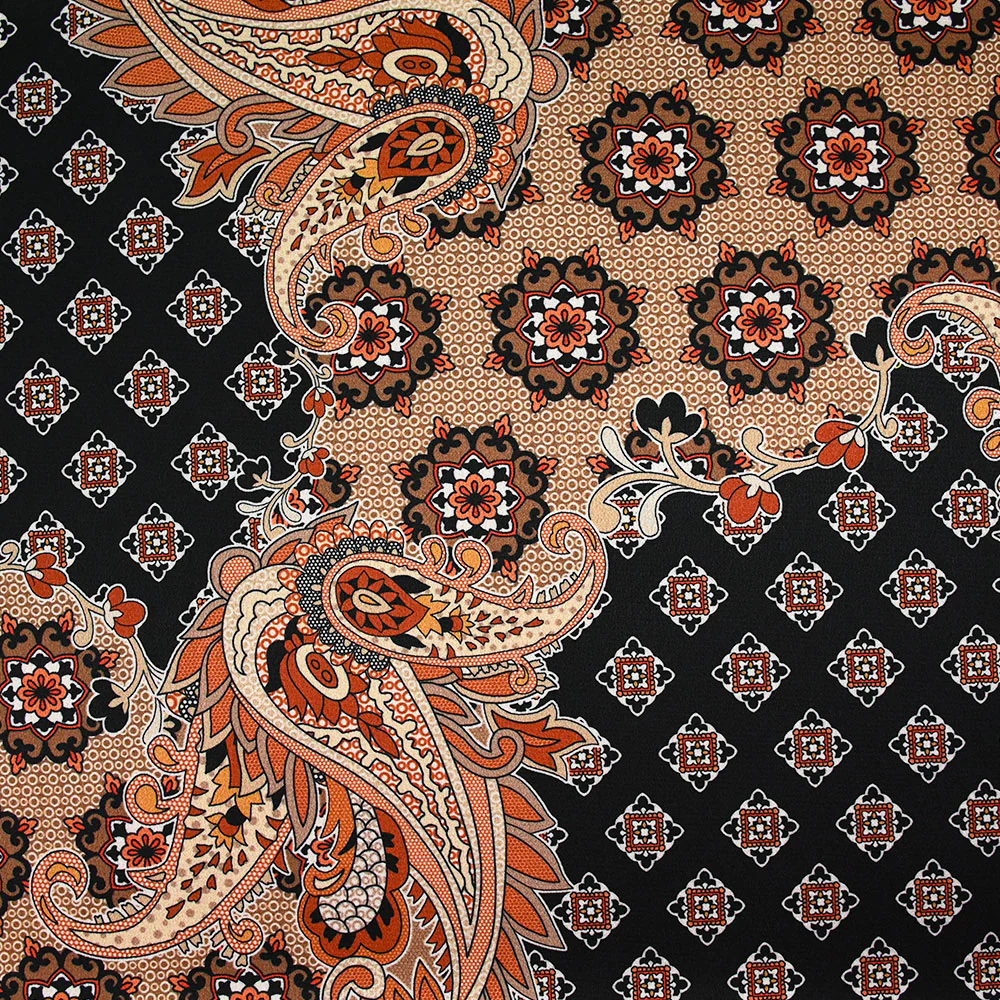 Satin polyester imprimé patchwork et cachemire marron fond noir
