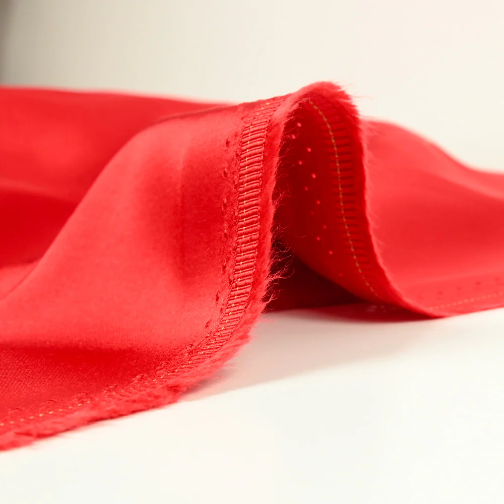 Satin viscose rouge - Image 4