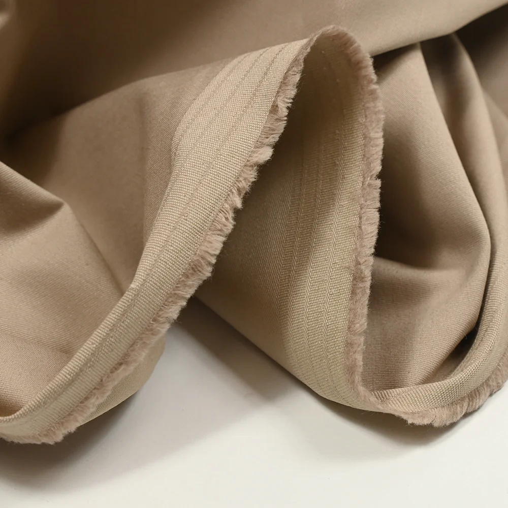 Sergé de coton élasthanne satiné beige - Image 4