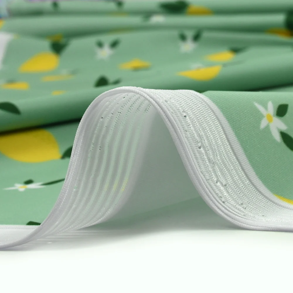 Tissu Maillot de bain recyclé UPF50 citrons et fleurs fond menthe - Image 6