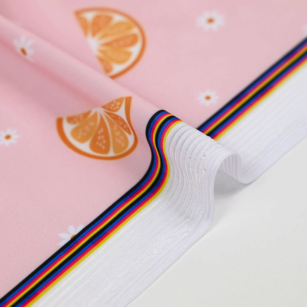 Tissu Maillot de bain recyclé UPF50 imprimé numérique clémentine fond rose - Image 6