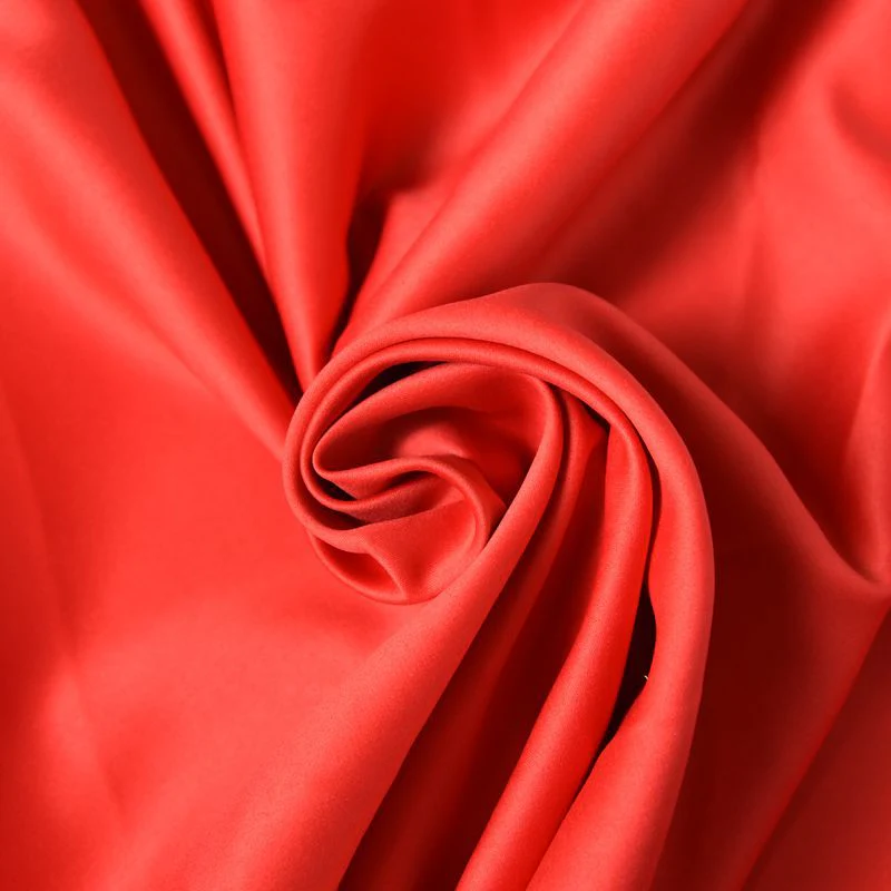 Tissu Satin mat toucher soie rouge - Image 3