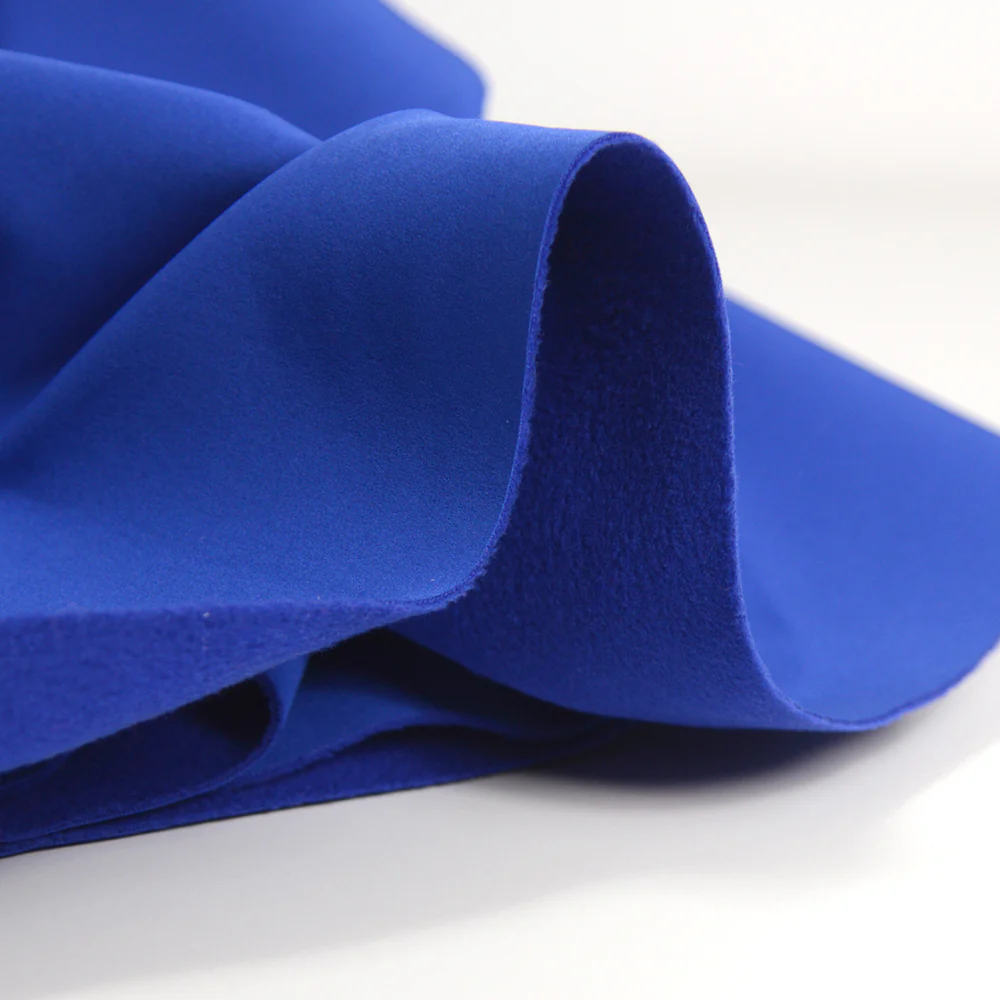 Tissu Softshell uni bleu roi - Image 2