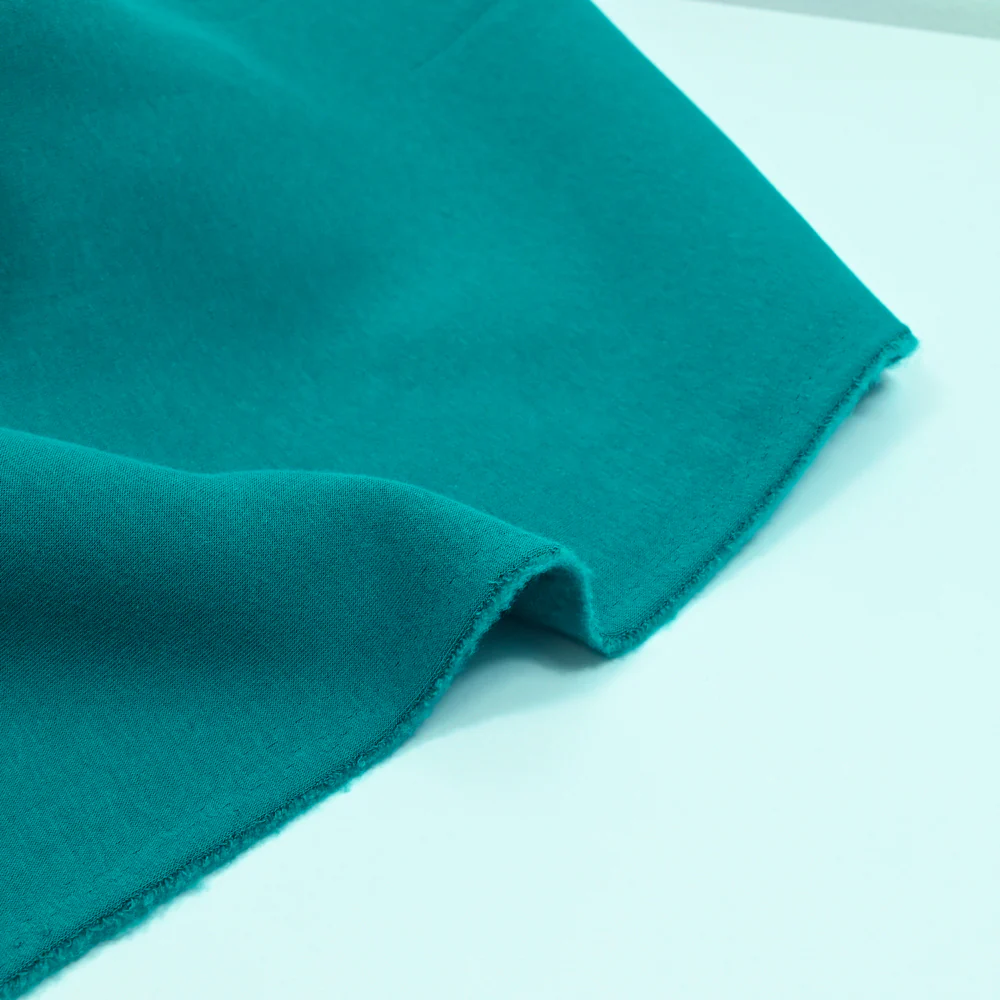 Tissu sweat minkee épais bleu canard - Image 5