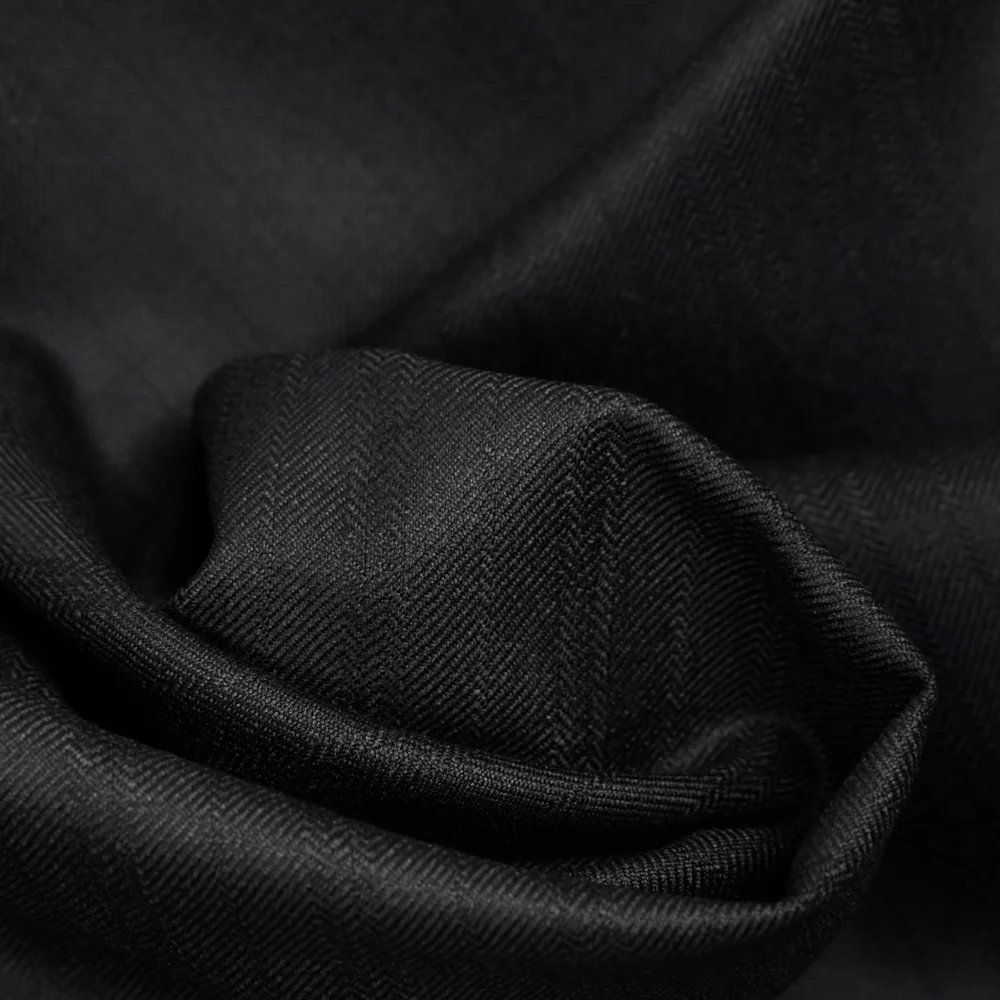 Tissu tailleur laine mélangée à chevron noir - Image 2