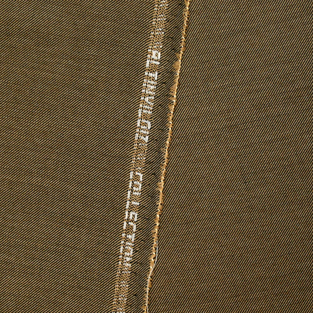Tissu tailleur laine mélangée sergé noir et beige - Image 3
