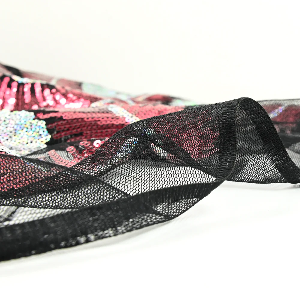 Tulle sequin plumes royales argent holographique et bordeaux - Image 6
