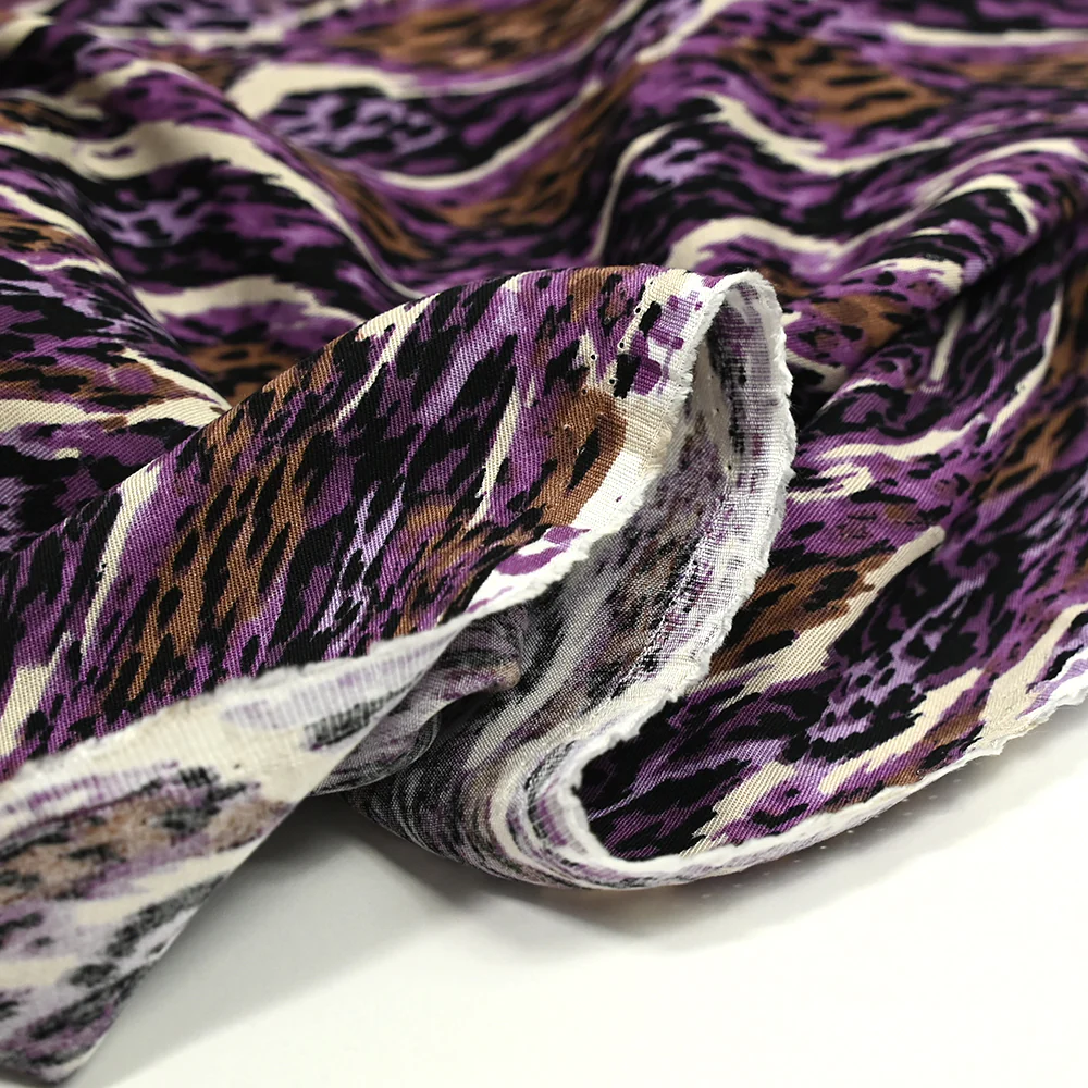 Twill de viscose imprimé Mars violet - Image 4
