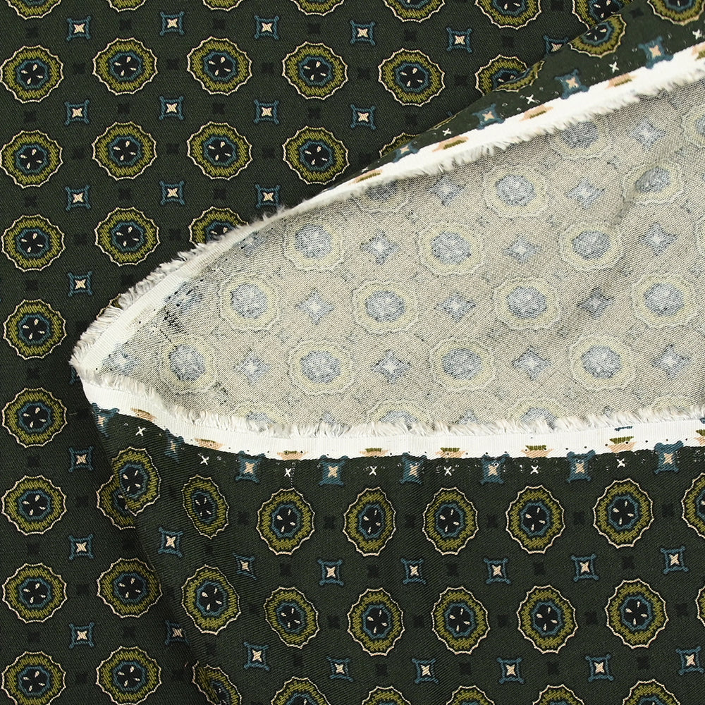 Twill de viscose imprimé médaille fond kaki - Image 5