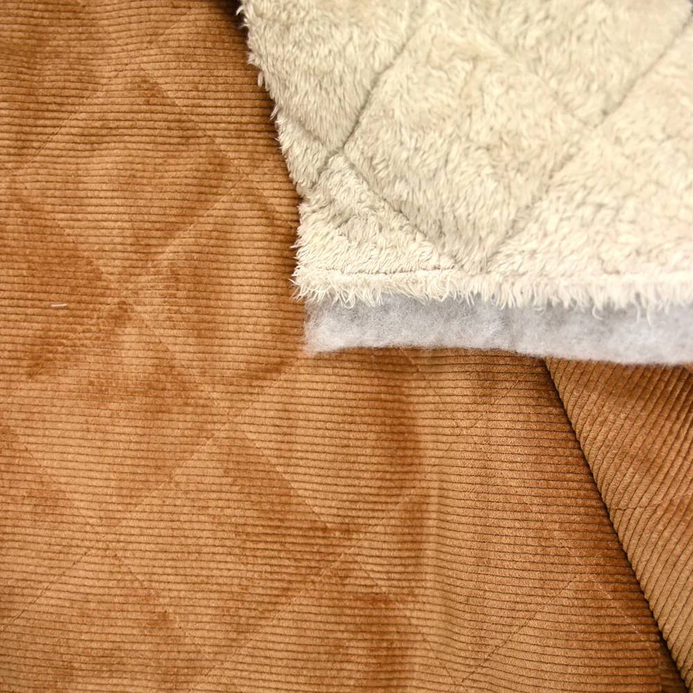 Velours de polyester côtelé matelassé envers sherpa camel - Image 5