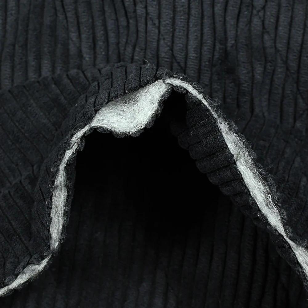 Velours de polyester côtelé matelassé noir - Image 6