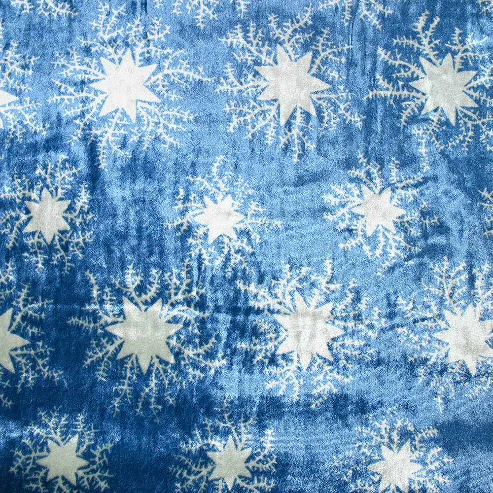 Velours de soie et viscose imprimé neige éternelle fond bleu - Image 5