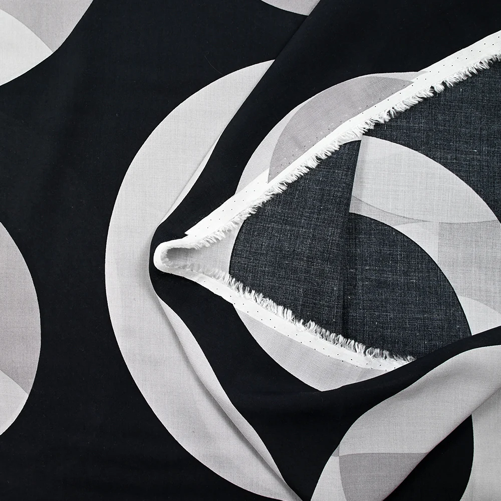 Viscose imprimée cercle gris fond noir - Image 5
