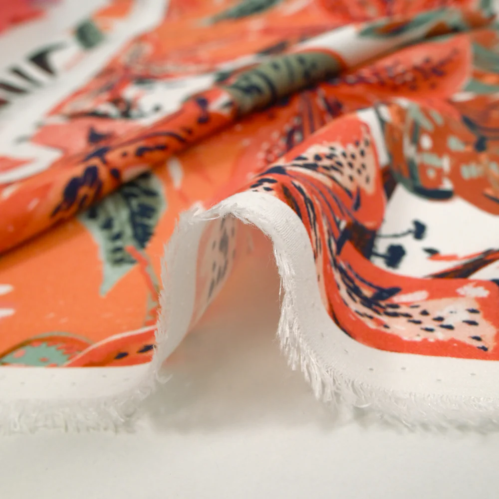 Viscose imprimée fleurs de la jungle corail fond blanc - Image 6