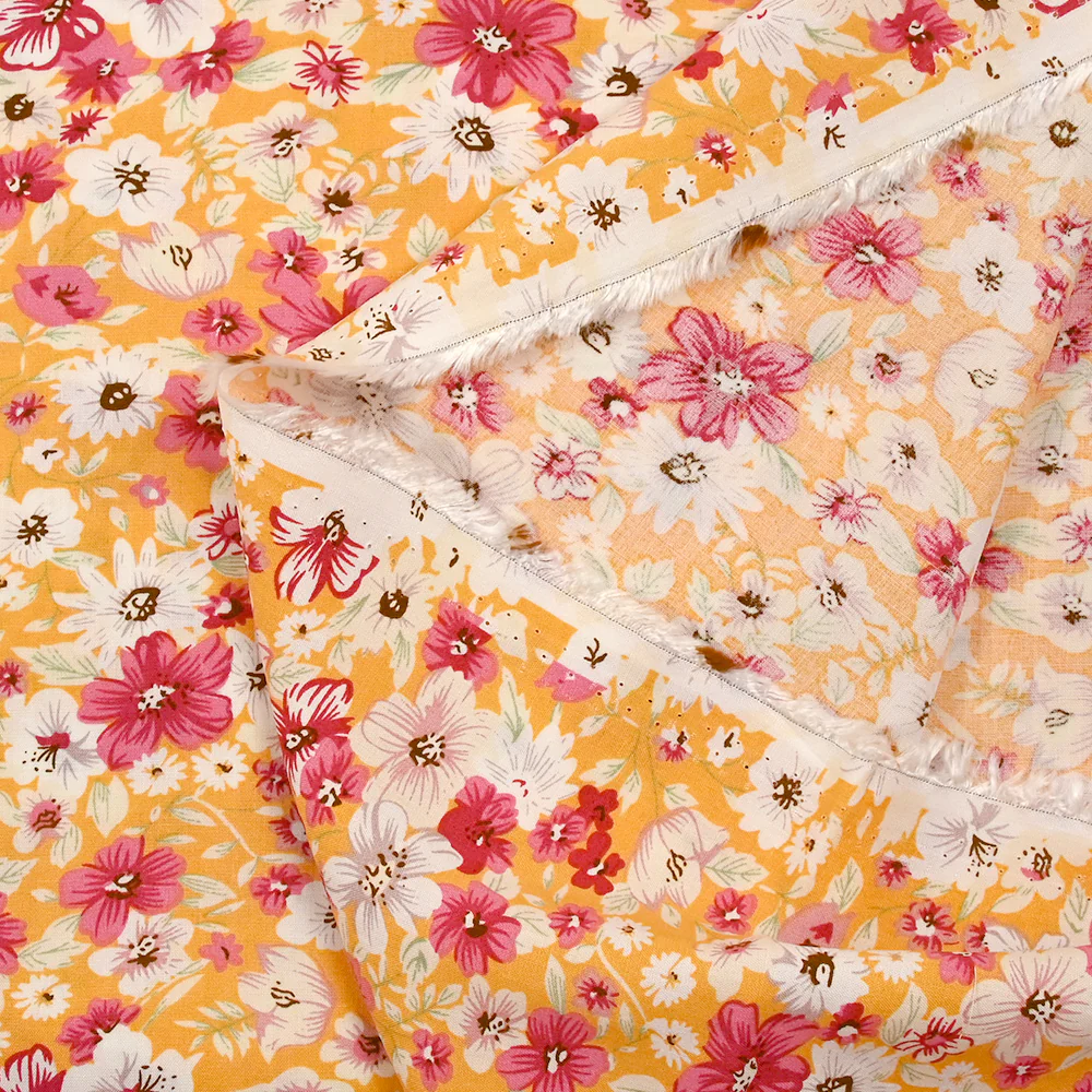 Viscose imprimée fleurs d'été fond abricot - Image 5