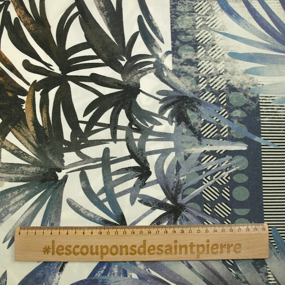Viscose imprimée frise et palmiers bleu foncé fond écru - Image 3