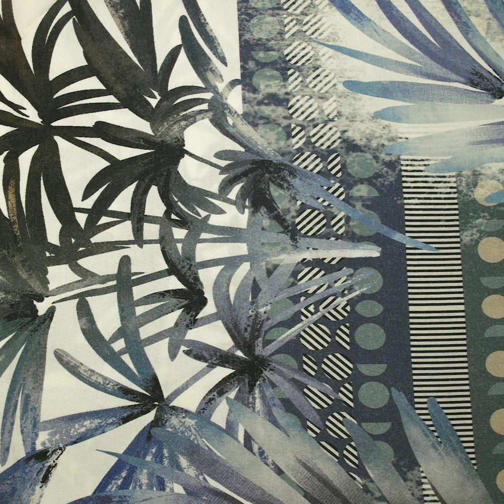 Viscose imprimée frise et palmiers bleu foncé fond écru - Image 4