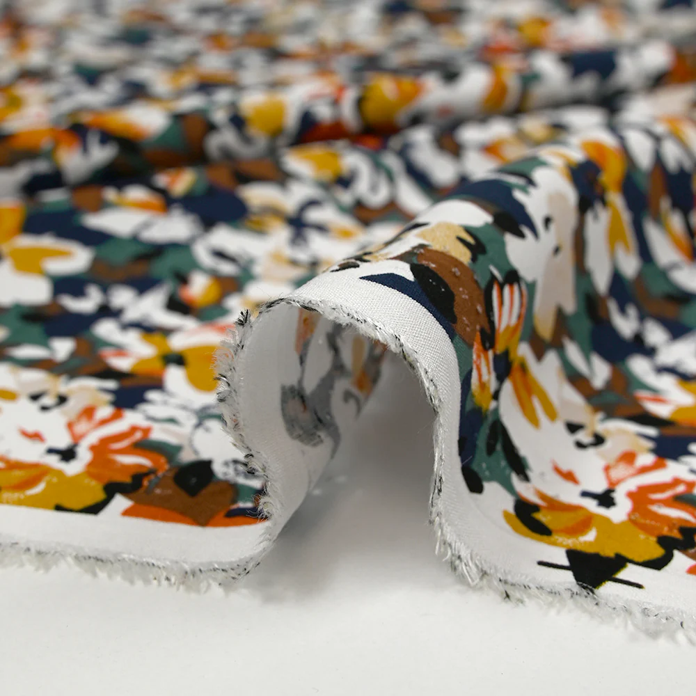 Viscose imprimée les fleurs d'Ornella orange brûlé, canard et marine - Image 6
