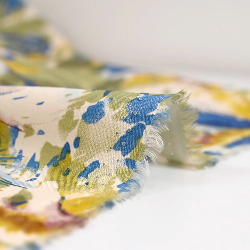 Viscose imprimée Miami bleu fond kaki - Image 4