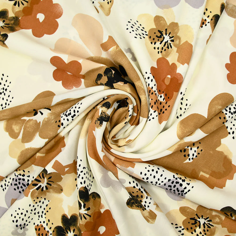 Viscose imprimée tampons de fleurs marron et grises fond blanc cassé - Image 2