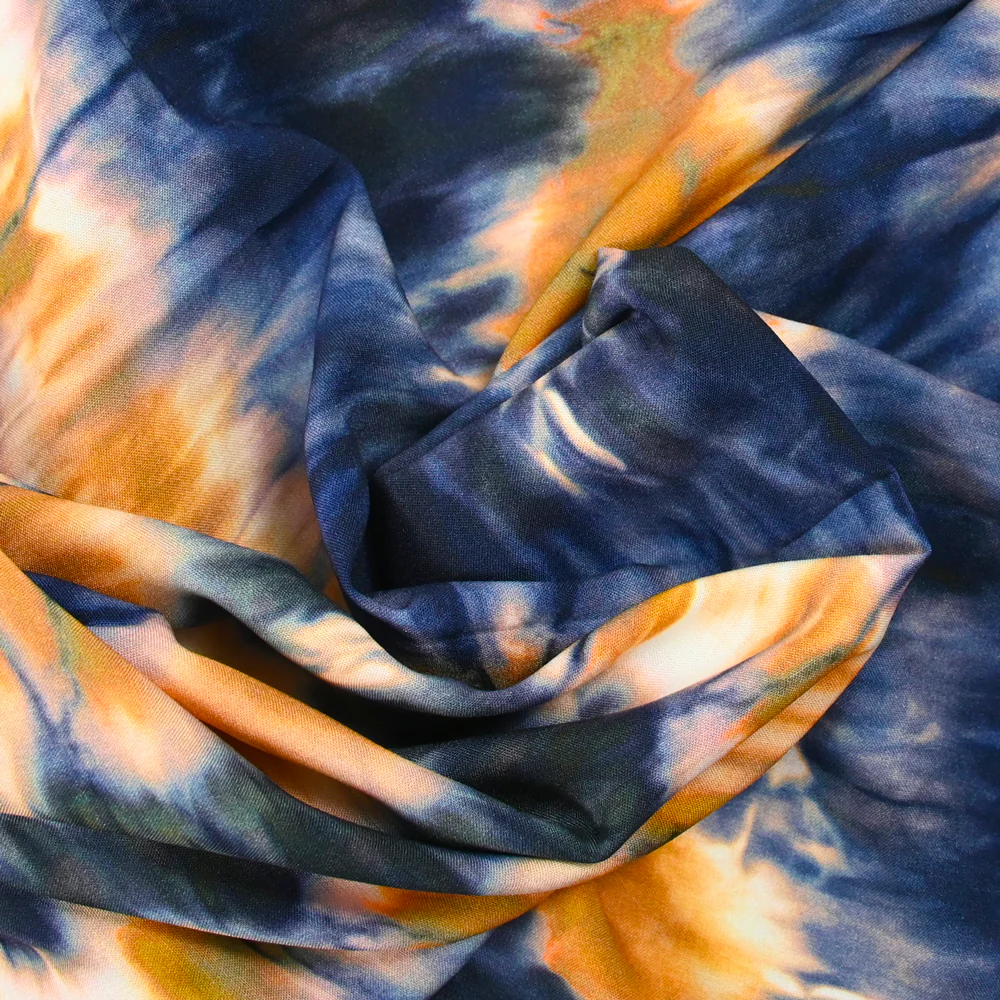 Viscose imprimée tie and dye marine et moutarde - Image 2