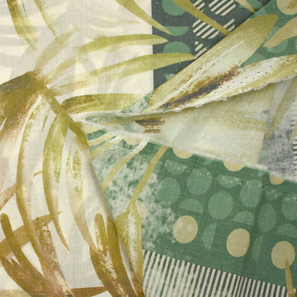 Voile de polycoton imprimé frise et palmiers vert et marron fond écru - Image 8