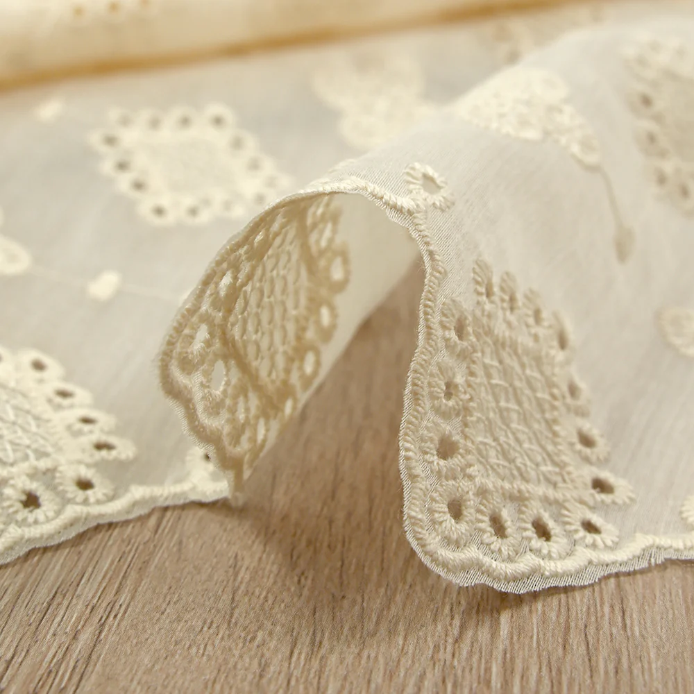Voile de tencel brodé festonné Lison ivoire - Image 7