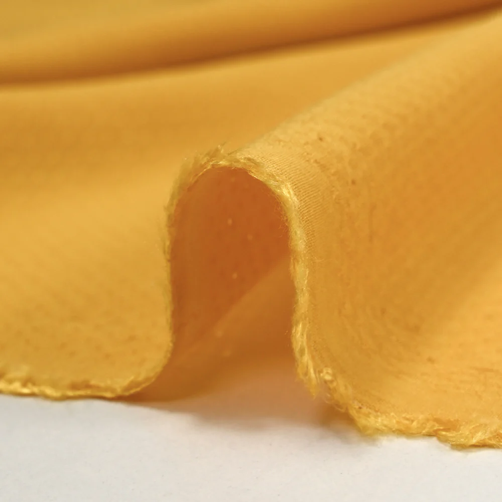 Voile de viscose jacquard satiné Sana jaune - Image 6