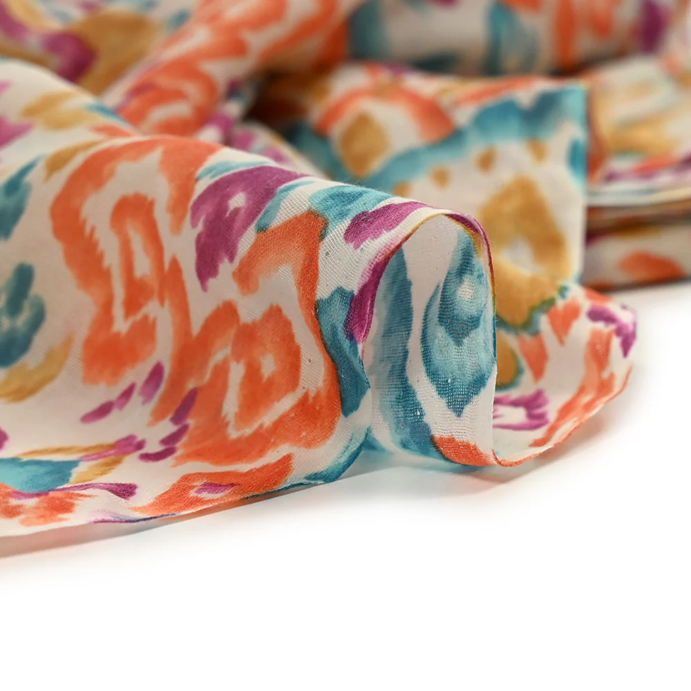 Voile polycoton imprimé Art bleu, marron et orange fond blanc cassé - Image 5
