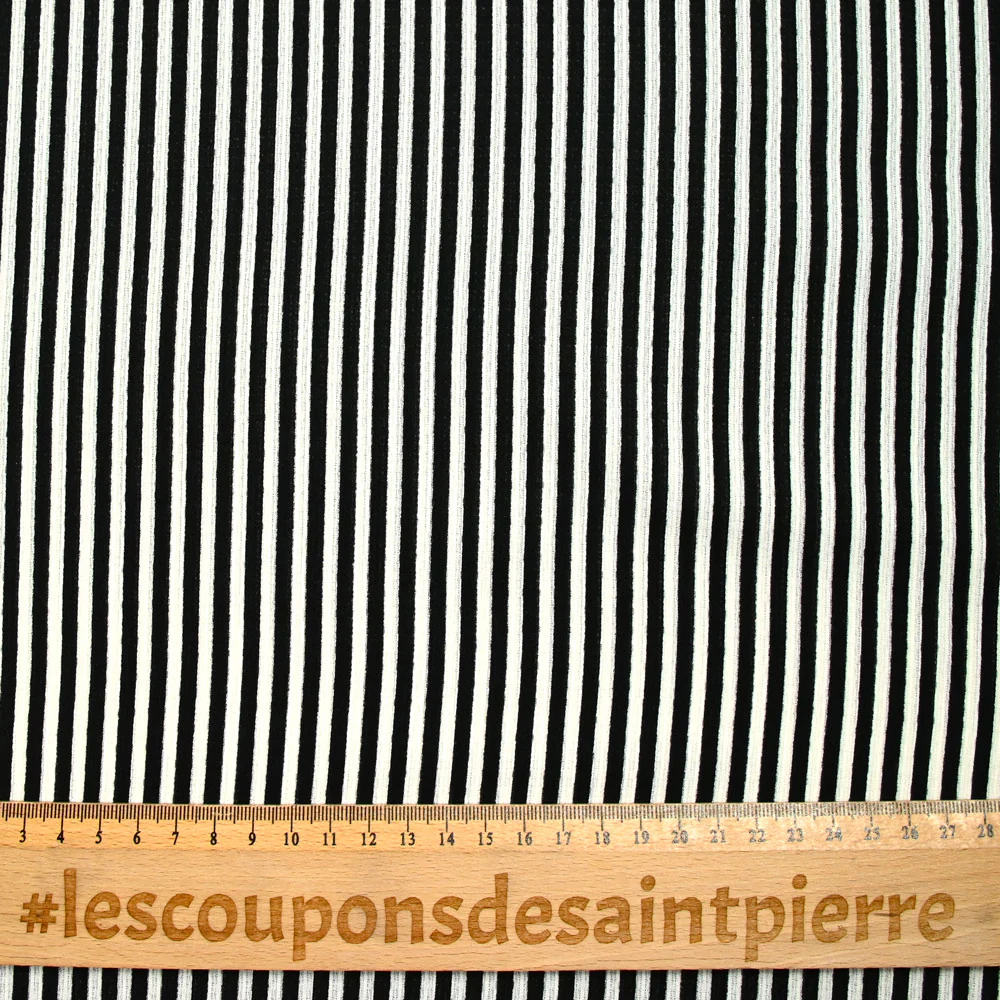 Voile polyester imprimé rayé noir et blanc - Image 3