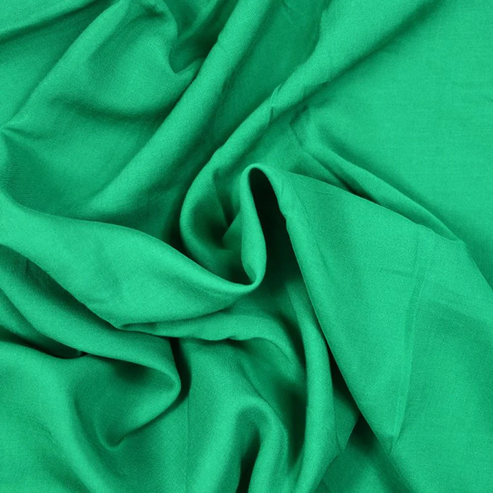 Voile viscose vert sirop - Image 2